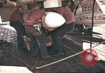Image USS Ticonderoga (CVA-14) pendant la guerre de Vietnam du golfe du Tonkin, 1964, de la seconde 54 séquences d'archives historiques vidéo 65675065160