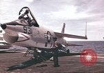 Image USS Ticonderoga du golfe du Tonkin Vietnam, 1964, de la seconde 9 séquences d'archives historiques vidéo 65675065161
