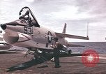 Image USS Ticonderoga du golfe du Tonkin Vietnam, 1964, de la seconde 11 séquences d'archives historiques vidéo 65675065161