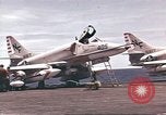 Image USS Ticonderoga du golfe du Tonkin Vietnam, 1964, de la seconde 54 séquences d'archives historiques vidéo 65675065161