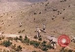 Standbild 1 Marineinfanterie im Koreakrieg Korea, 1950, aus Sekunde 29 historischem Filmmaterial Videoclip 65675065186