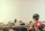 Standbild 1 Marineinfanterie im Koreakrieg Korea, 1950, aus Sekunde 58 historischem Filmmaterial Videoclip 65675065186