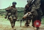 Standbild Verwundete im Koreakrieg Korea, 1950, aus Sekunde 43 historischem Filmmaterial Videoclip 65675065187