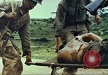 Standbild Verwundete im Koreakrieg Korea, 1950, aus Sekunde 45 historischem Filmmaterial Videoclip 65675065187