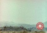 Standbild 1 Marineinfanterie kämpft gegen den Chosin-Stausee Korea, 1950, aus Sekunde 36 historischem Filmmaterial Videoclip 65675065192