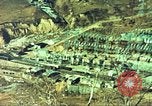 Standbild 1 Marineinfanterie kämpft gegen den Chosin-Stausee Korea, 1950, aus Sekunde 61 historischem Filmmaterial Videoclip 65675065192