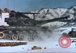 Image Retrait du réservoir de Chosin pendant la guerre de Corée Corée, 1951, de la seconde 3 séquences d'archives historiques vidéo 65675065198