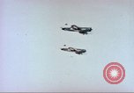 Image Retrait du réservoir de Chosin pendant la guerre de Corée Corée, 1951, de la seconde 49 séquences d'archives historiques vidéo 65675065198