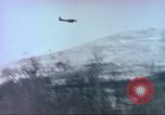 Image Retrait du réservoir de Chosin pendant la guerre de Corée Corée, 1951, de la seconde 60 séquences d'archives historiques vidéo 65675065198