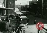 Standbild Streik gebunden Fabriken Chicago Illinois USA, 1921, aus Sekunde 30 historischem Filmmaterial Videoclip 65675065206
