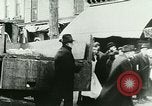 Standbild Streik gebunden Fabriken Chicago Illinois USA, 1921, aus Sekunde 39 historischem Filmmaterial Videoclip 65675065206