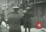 Standbild Palmer Raids New York City USA, 1919, aus Sekunde 4 historischem Filmmaterial Videoclip 65675065207