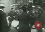 Standbild Palmer Raids New York City USA, 1919, aus Sekunde 7 historischem Filmmaterial Videoclip 65675065207
