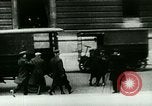 Standbild Palmer Raids New York City USA, 1919, aus Sekunde 28 historischem Filmmaterial Videoclip 65675065207