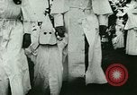 Immagine di Cerimonia KU Klux Klan a Stone Mountain Stone Mountain Georgia USA, 1923, secondo 13 filmato di repertorio 65675065208