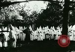 Immagine di Cerimonia KU Klux Klan a Stone Mountain Stone Mountain Georgia USA, 1923, secondo 35 filmato di repertorio 65675065208