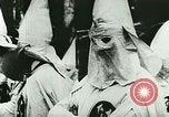 Immagine di Cerimonia KU Klux Klan a Stone Mountain Stone Mountain Georgia USA, 1923, secondo 43 filmato di repertorio 65675065208