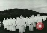 Immagine di Cerimonia KU Klux Klan a Stone Mountain Stone Mountain Georgia USA, 1923, secondo 49 filmato di repertorio 65675065208