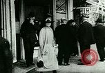 Image Automobiles banalise United States USA, 1923, de la seconde 9 séquences d'archives historiques vidéo 65675065213