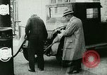 Image Automobiles banalise United States USA, 1923, de la seconde 24 séquences d'archives historiques vidéo 65675065213