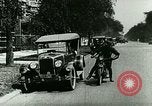 Immagine di Breve ritratto della vita nella piccola città United States USA, 1924, secondo 9 filmato di repertorio 65675065214