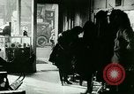 Standbild flaunting Tradition United States USA, 1923, aus Sekunde 14 historischem Filmmaterial Videoclip 65675065218