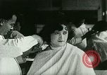 Standbild flaunting Tradition United States USA, 1923, aus Sekunde 29 historischem Filmmaterial Videoclip 65675065218