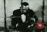 Immagine di George Gershwin e Paul Whiteman United States USA, 1923, secondo 24 filmato di repertorio 65675065221