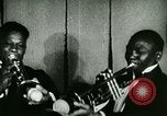 Immagine di George Gershwin e Paul Whiteman United States USA, 1923, secondo 26 filmato di repertorio 65675065221