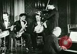 Immagine di George Gershwin e Paul Whiteman United States USA, 1923, secondo 40 filmato di repertorio 65675065221