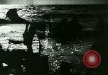 Immagine di Liquore di bootleg durante il proibizionismo United States USA, 1923, secondo 39 filmato di repertorio 65675065222