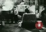 Immagine di Gangster raffigurato su pellicola United States USA, 1923, secondo 5 filmato di repertorio 65675065224