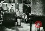 Immagine di Gangster raffigurato su pellicola United States USA, 1923, secondo 11 filmato di repertorio 65675065224