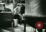 Immagine di Gangster raffigurato su pellicola United States USA, 1923, secondo 12 filmato di repertorio 65675065224