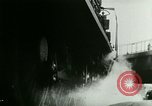 Standbild ankommenden Touristen in Paris Paris Frankreich, 1927, aus Sekunde 32 historischem Filmmaterial Videoclip 65675065229