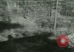 Standbild ankommenden Touristen in Paris Paris Frankreich, 1927, aus Sekunde 60 historischem Filmmaterial Videoclip 65675065229