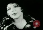 Immagine di Haute Couture a Parigi Parigi Francia, 1927, secondo 32 filmato di repertorio 65675065230