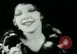 Immagine di Haute Couture a Parigi Parigi Francia, 1927, secondo 39 filmato di repertorio 65675065230