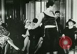 Immagine di Haute Couture a Parigi Parigi Francia, 1927, secondo 56 filmato di repertorio 65675065230