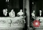 Immagine di La vita notturna di Parigi Parigi Francia, 1927, secondo 26 filmato di repertorio 65675065231