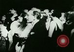 Immagine di La vita notturna di Parigi Parigi Francia, 1927, secondo 32 filmato di repertorio 65675065231