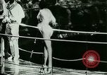 Immagine di La vita notturna di Parigi Parigi Francia, 1927, secondo 35 filmato di repertorio 65675065231
