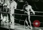 Immagine di La vita notturna di Parigi Parigi Francia, 1927, secondo 38 filmato di repertorio 65675065231