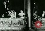 Immagine di La vita notturna di Parigi Parigi Francia, 1927, secondo 44 filmato di repertorio 65675065231
