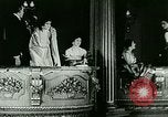 Immagine di La vita notturna di Parigi Parigi Francia, 1927, secondo 45 filmato di repertorio 65675065231