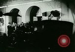 Immagine di La vita notturna di Parigi Parigi Francia, 1927, secondo 46 filmato di repertorio 65675065231