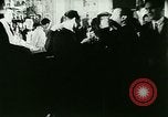Immagine di La vita notturna di Parigi Parigi Francia, 1927, secondo 55 filmato di repertorio 65675065231