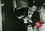 Immagine di La vita notturna di Parigi Parigi Francia, 1927, secondo 58 filmato di repertorio 65675065231