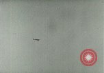 Standbild Charles Augustus Lindbergh überquert den Atlantik Paris Frankreich, 1927, aus Sekunde 30 historischem Filmmaterial Videoclip 65675065238