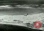 Standbild Charles Augustus Lindbergh überquert den Atlantik Paris Frankreich, 1927, aus Sekunde 33 historischem Filmmaterial Videoclip 65675065238